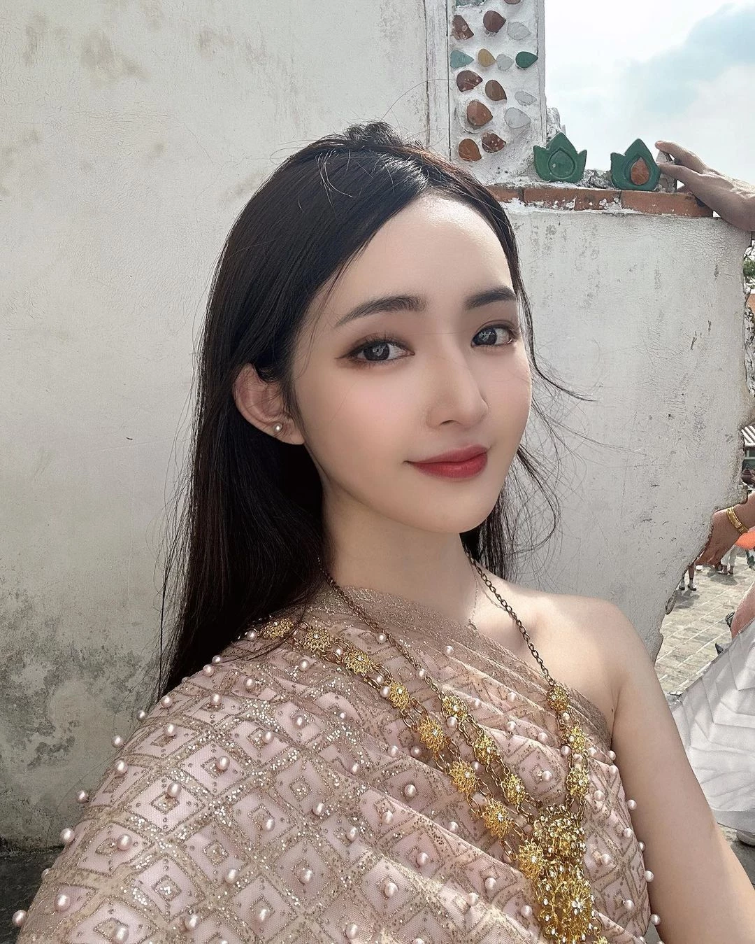 大眼美女“婕”展现曼妙身材 全身上下充满魅力 [10P]